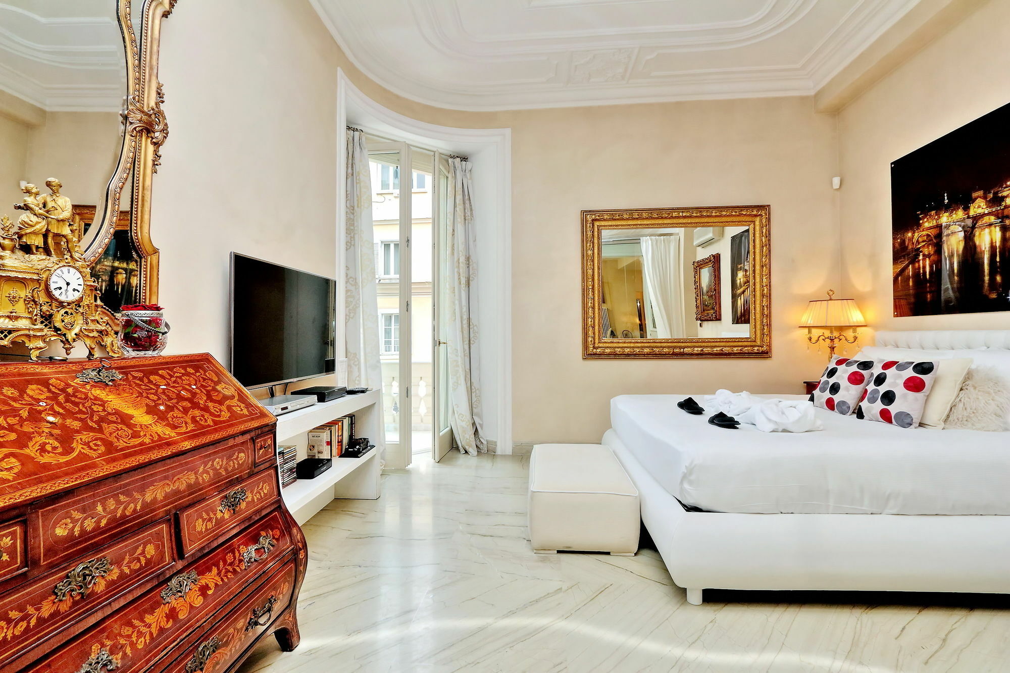 Sistina Twentythree Luxury 2* Rome